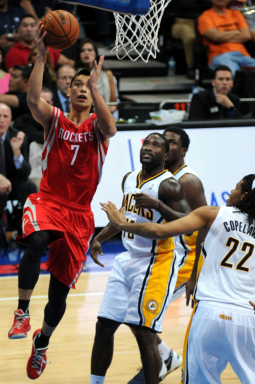 B体育官方网站-林书豪：篮球让人们团结在一起 我妈竟和哈登&amp;贝弗利的妈成好朋友