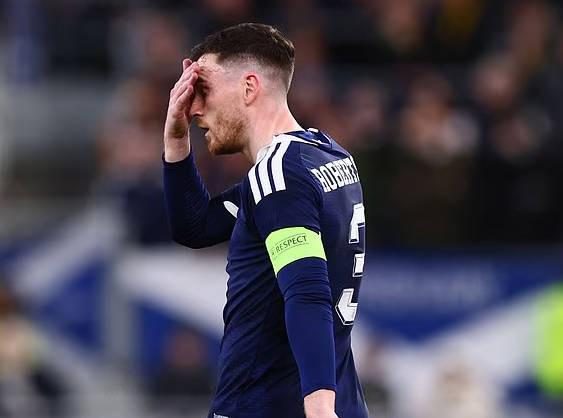 B体育直播运营团队-苏格兰队被部分球迷嘘,罗伯逊:不知道他们是不是纯想发嘘声